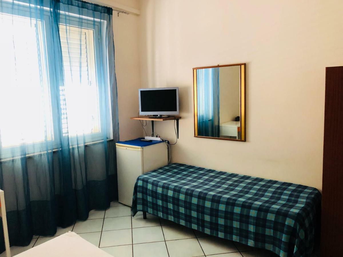 B&B Padre Pio Mascali Buitenkant foto